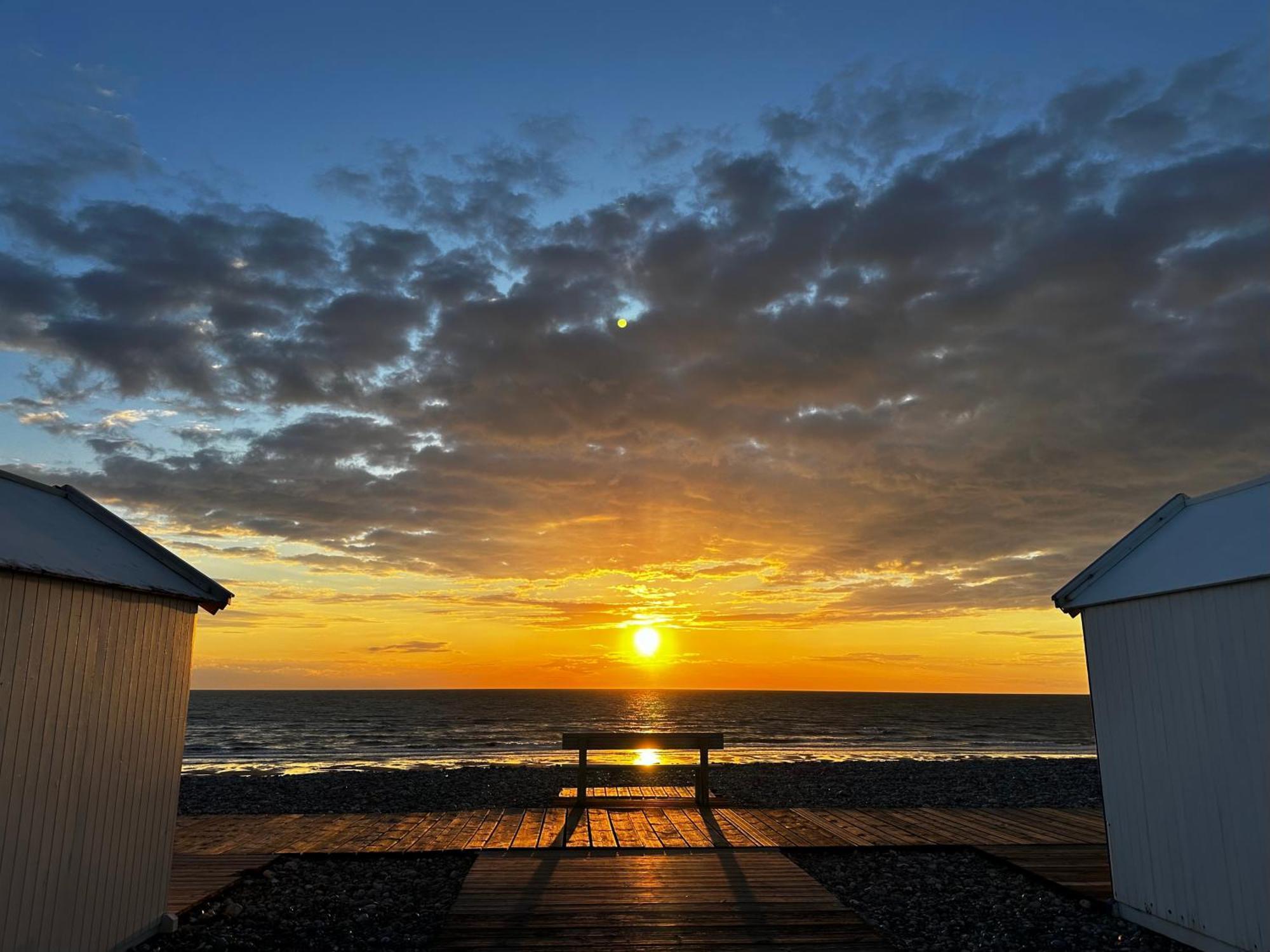 A700M De La Mer Appartement Avec Terrasse, Parking L'Alouette Cayeux-sur-Mer Esterno foto